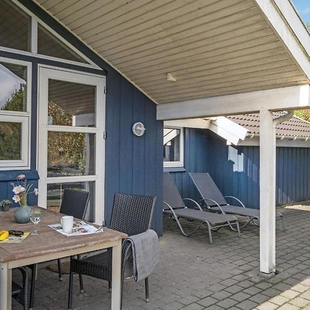 4 Bedroom Stunning Home In Oksbol Exterior foto