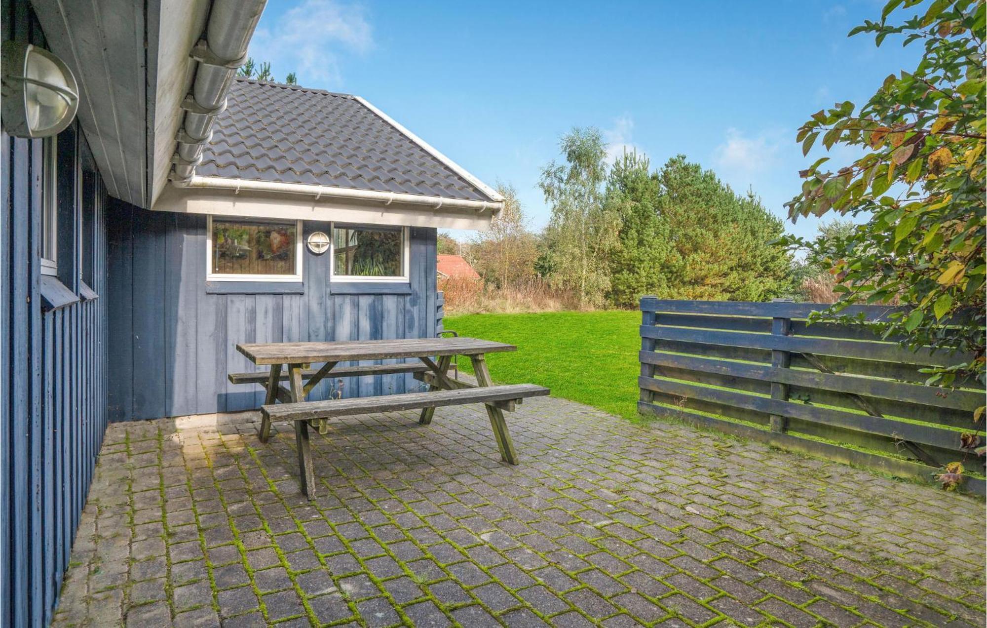 4 Bedroom Stunning Home In Oksbol Exterior foto